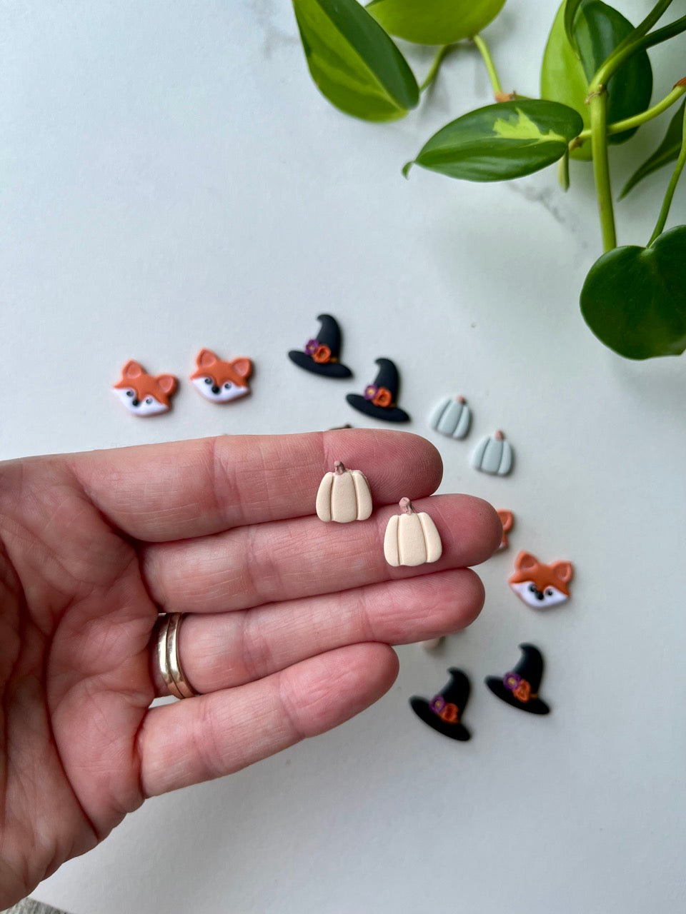 Pumpkin Studs